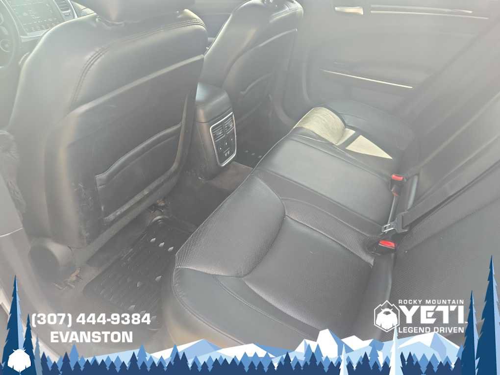 Used 2017 Chrysler 300 C AWD/4WD image 14