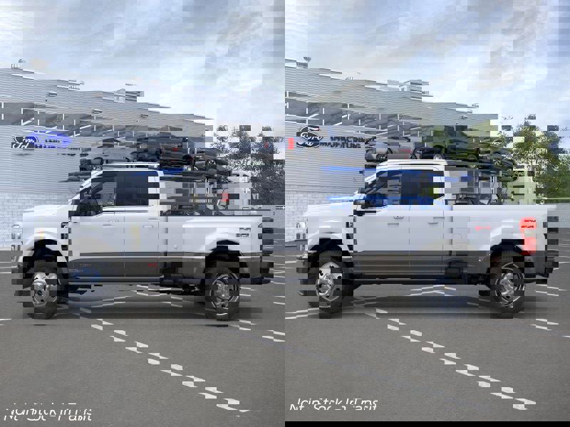 New 2026 Ford F450 4x4 Crew Cab Super Duty image 3