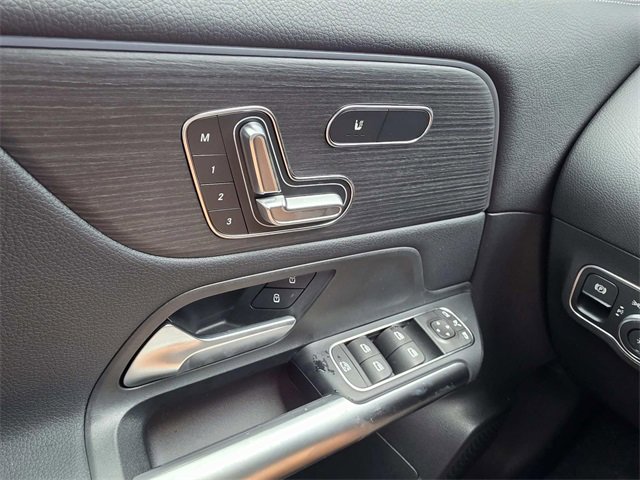 New 2025 Mercedes-Benz GLA 250 image 13