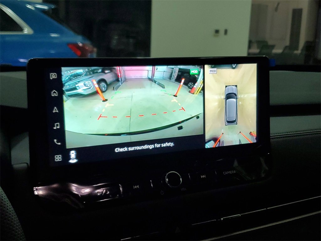 New 2025 Mitsubishi Outlander SEL image 28