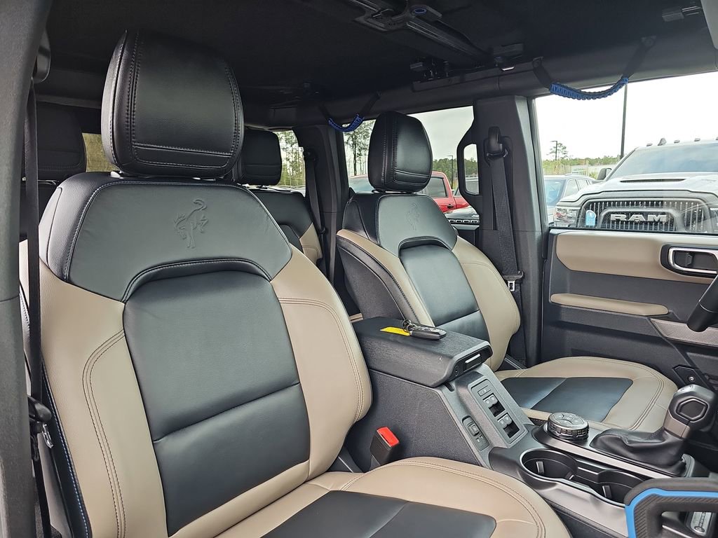 Used 2023 Ford Bronco Wildtrak image 13