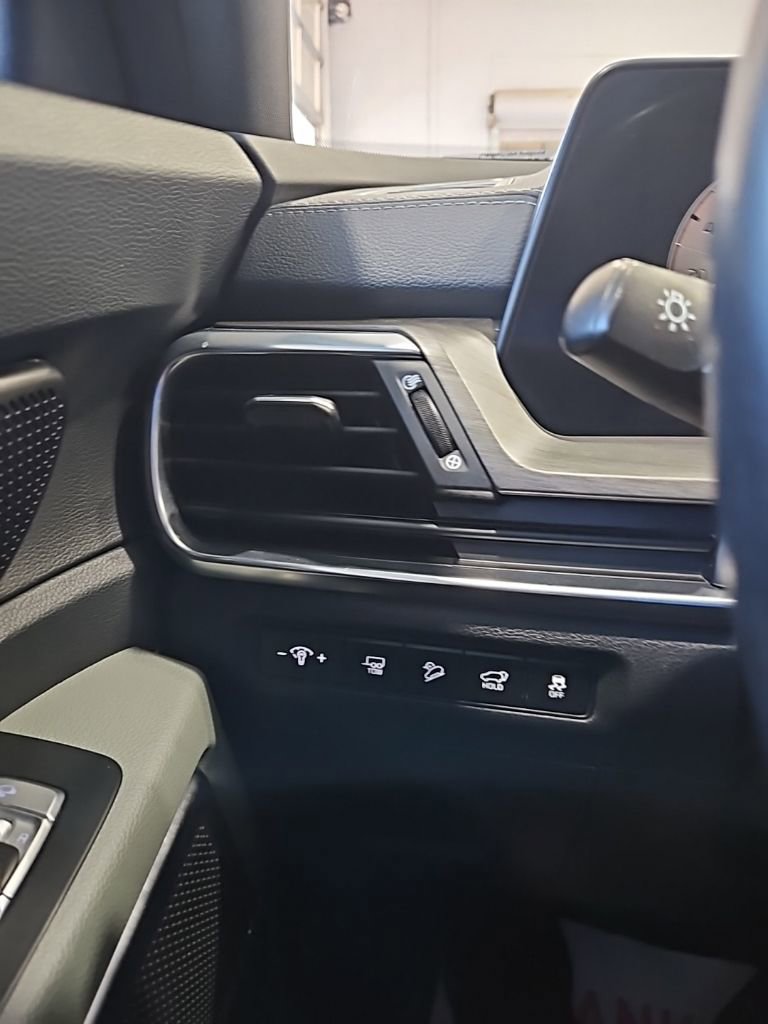 Used 2023 Kia Telluride SX X-Line image 37