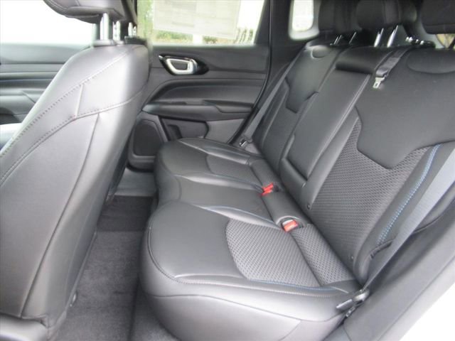 New 2026 Jeep Compass Latitude image 26
