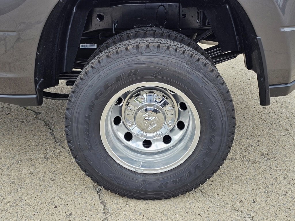 New 2025 RAM 3500 Big Horn image 10