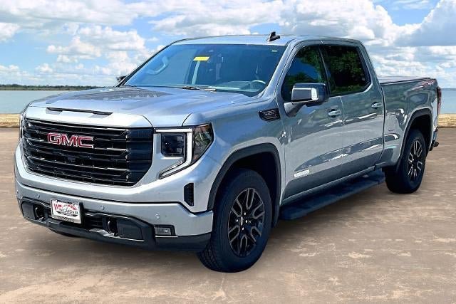 Used 2026 GMC Sierra 1500 Elevation w/ Elevation Premium Package AWD/4WD image 3