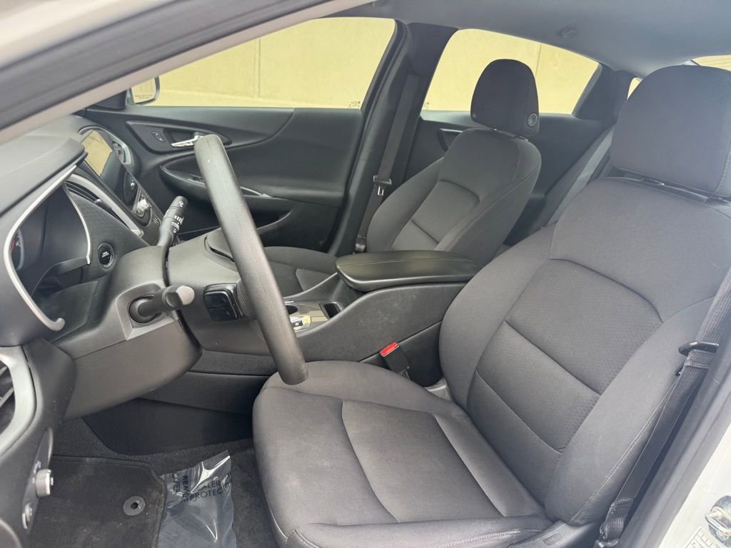 Used 2024 Chevrolet Malibu LT image 22