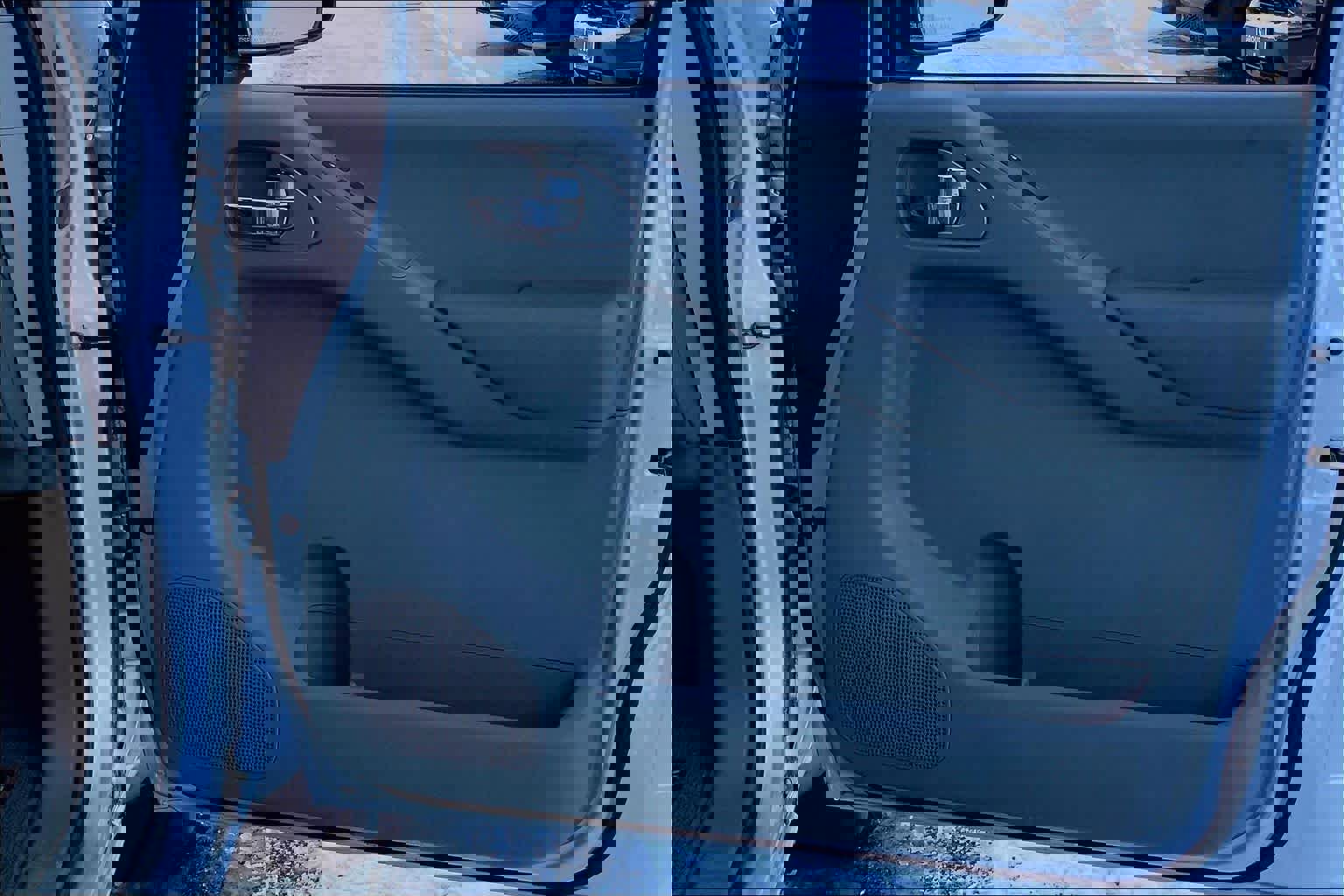 Used 2014 Nissan Frontier SV w/ SV Value Truck Package image 22