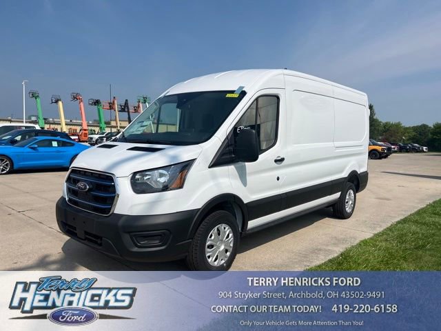 New 2023 Ford E-Transit Medium Roof RWD image 7