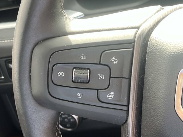 Used 2023 GMC Yukon Denali Ultimate AWD/4WD image 42