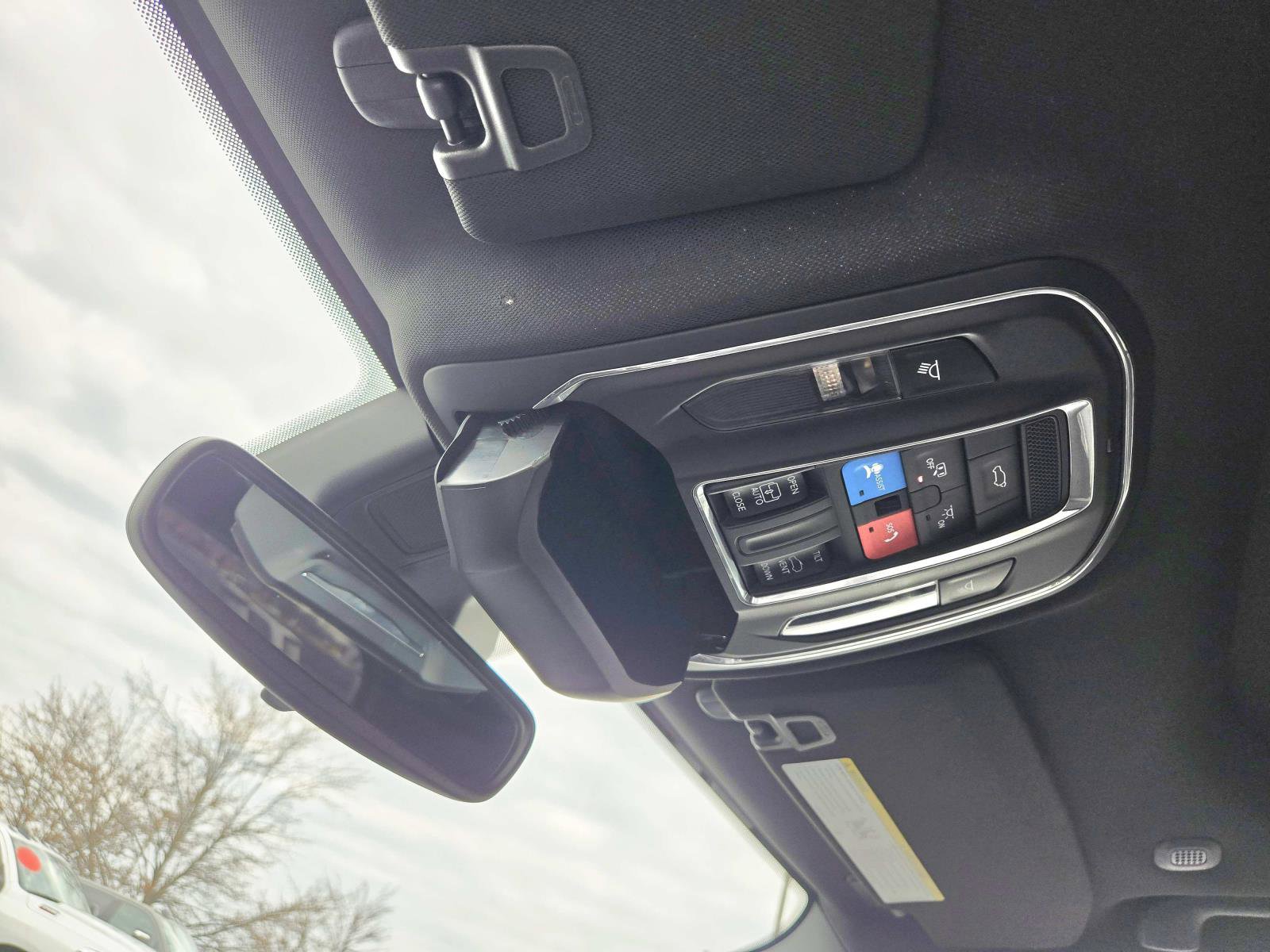 Used 2024 Jeep Grand Cherokee Altitude image 34