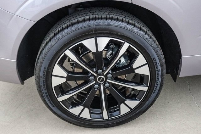 Used 2026 Volvo XC60 B5 Plus w/ Climate Package PRO AWD/4WD image 15