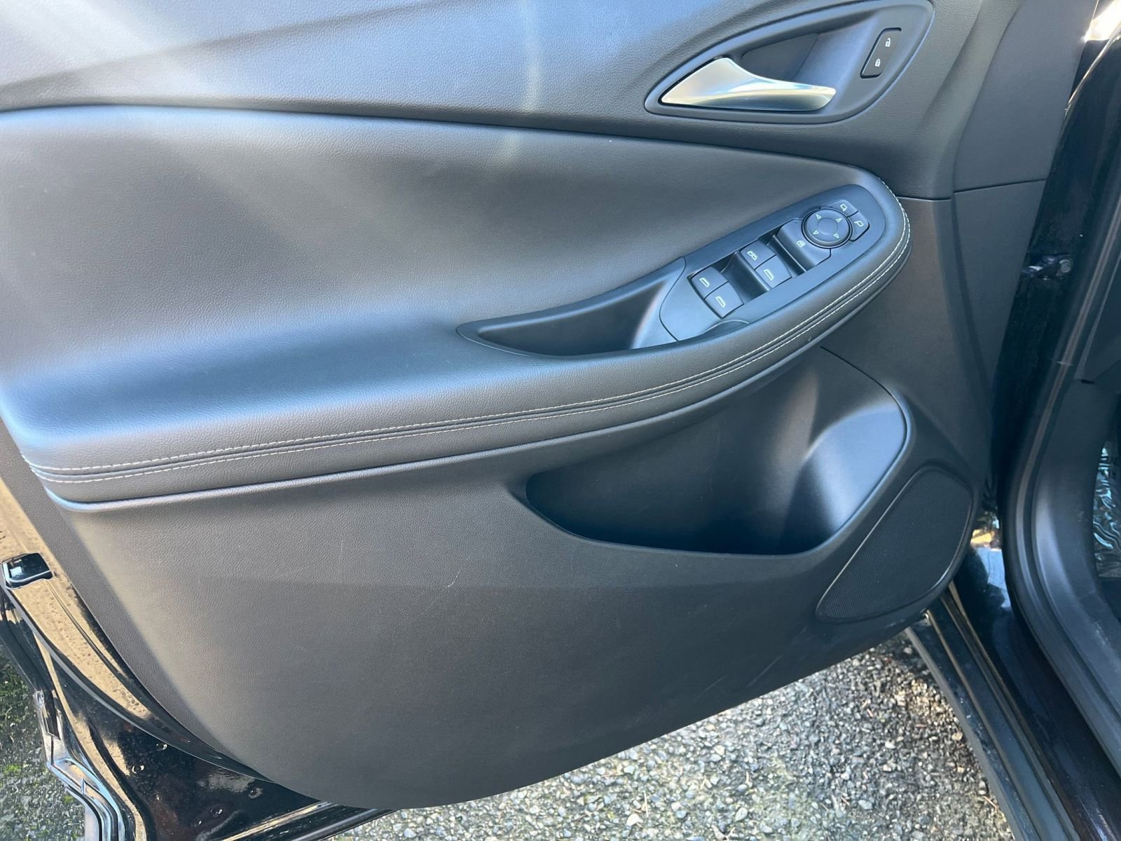 Used 2025 Buick Encore GX Preferred image 18