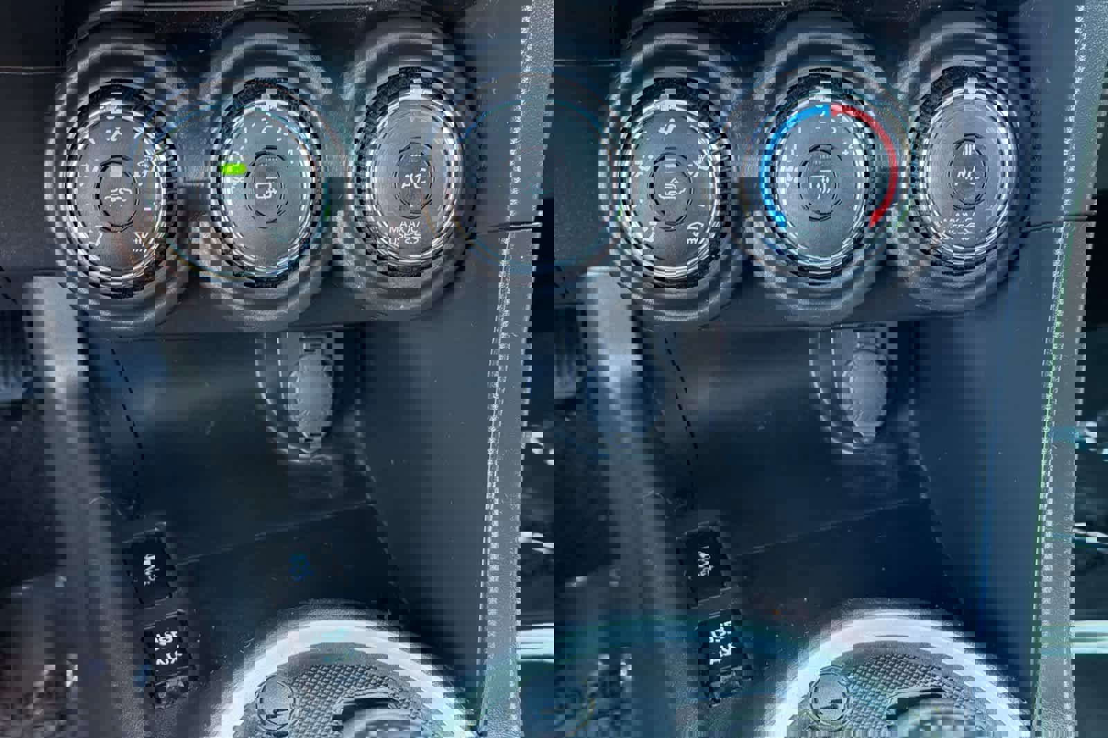 Used 2014 Scion tC image 21