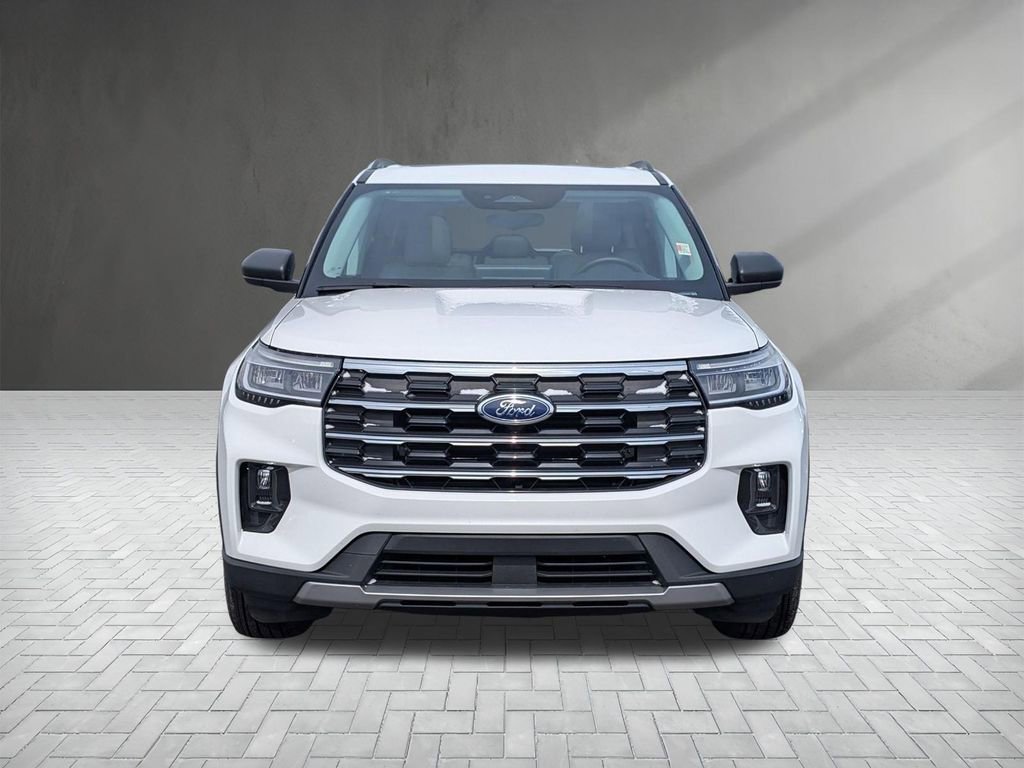 New 2025 Ford Explorer Active w/ Active Comfort Package AWD/4WD image 6