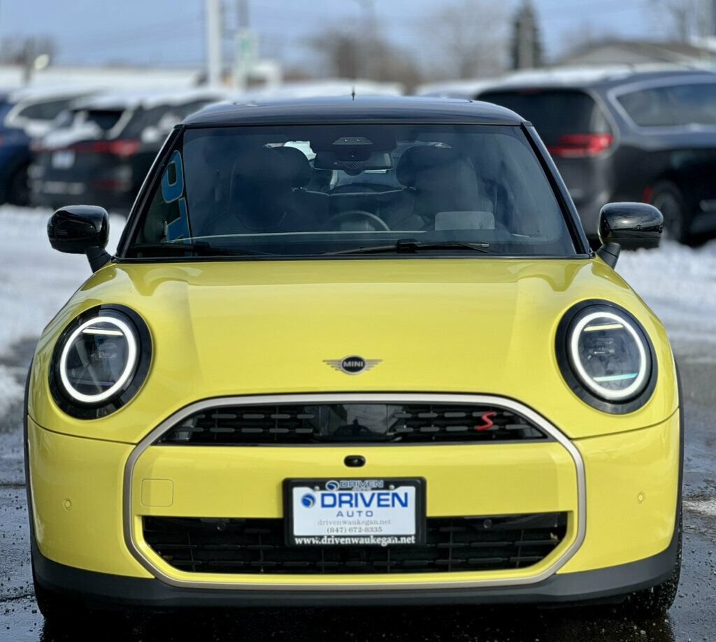 Used 2025 MINI Cooper S FWD image 6