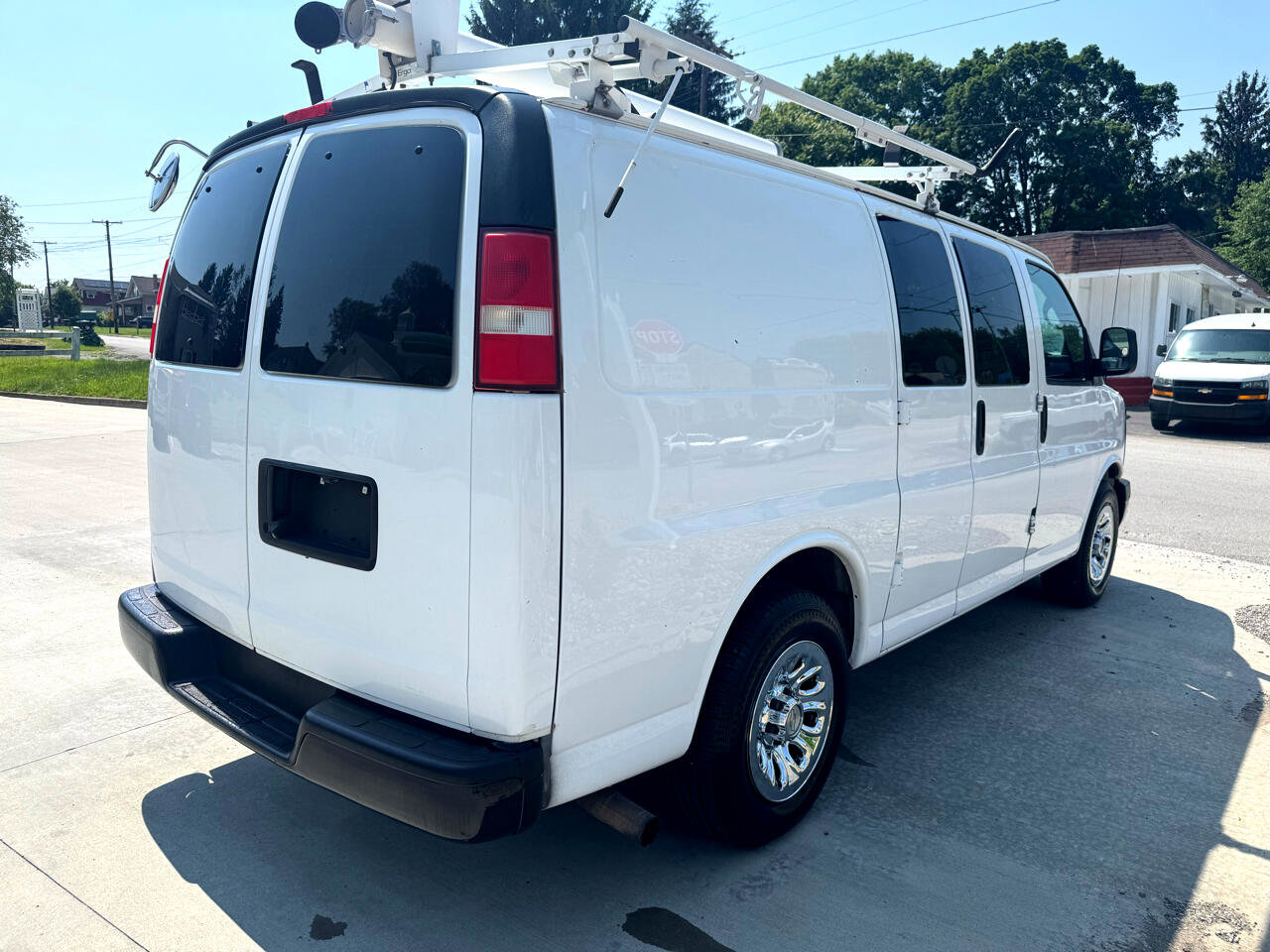 Used 2013 Chevrolet Express 1500 image 4