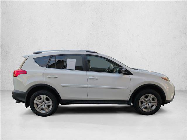 Used 2014 Toyota RAV4 LE image 4