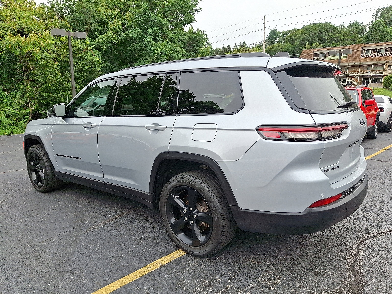 Certified 2022 Jeep Grand Cherokee L Laredo image 5