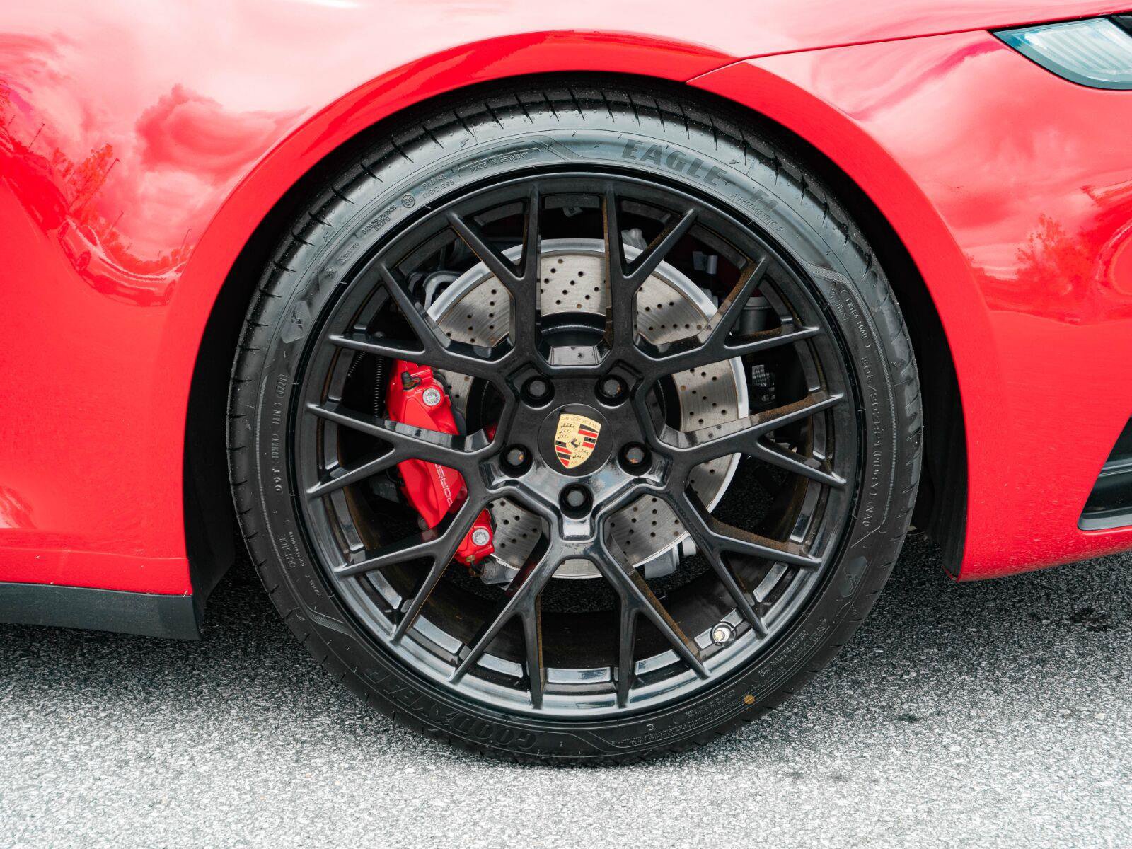 Used 2020 Porsche 911 Carrera 4S w/ Sport Package AWD/4WD image 29