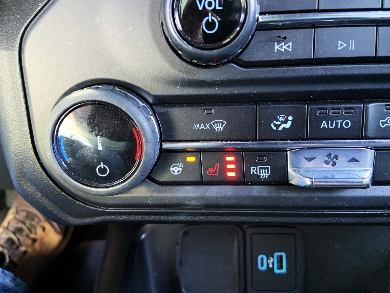 Used 2022 Ford Bronco Wildtrak image 17