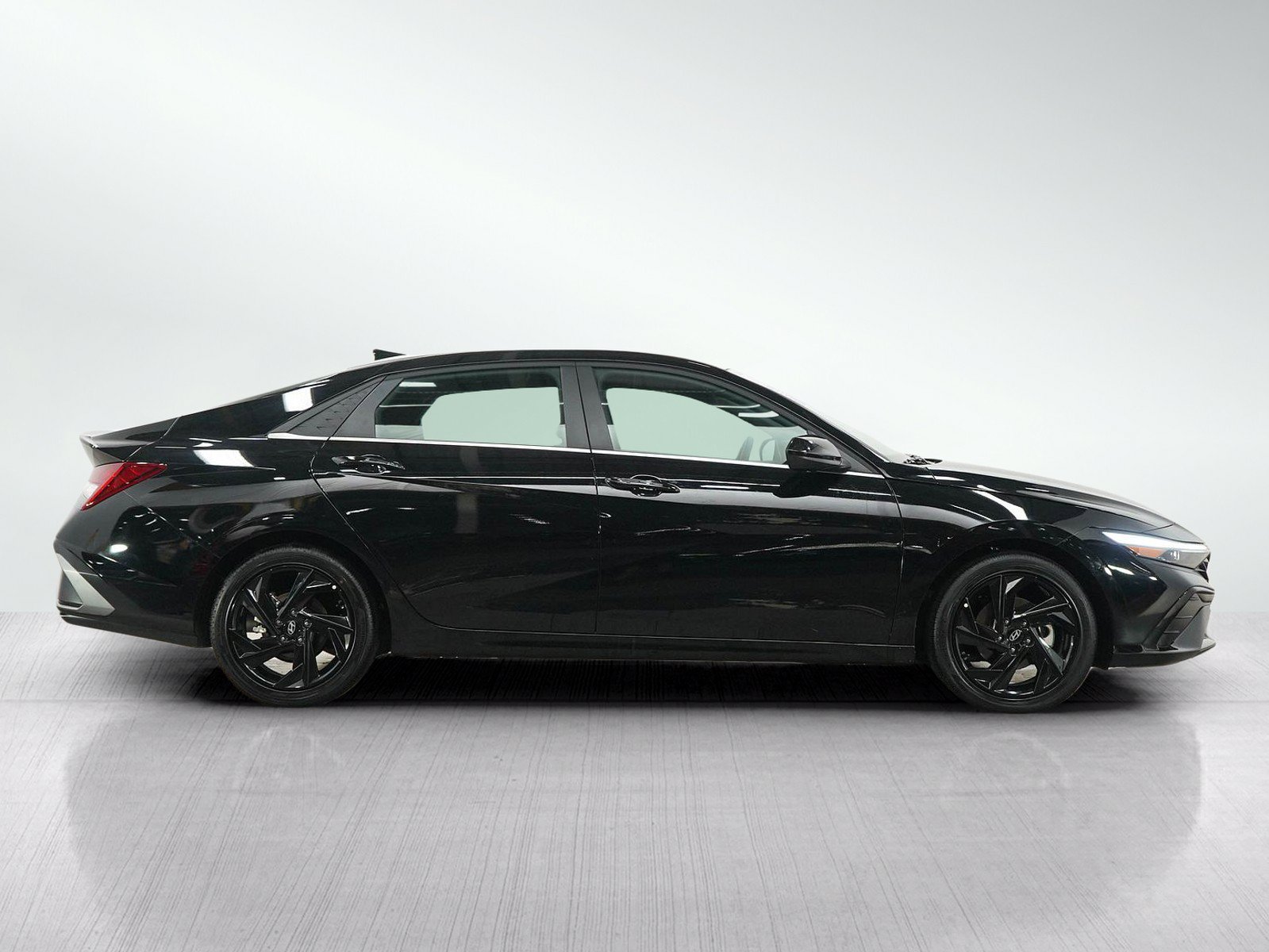 Certified 2026 Hyundai Elantra SEL Sport Premium FWD image 6