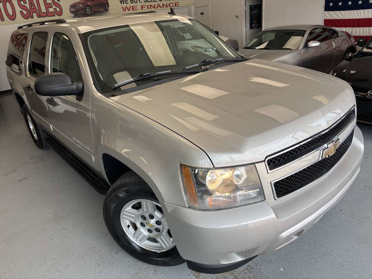 Used 2008 Chevrolet Suburban LS image 8