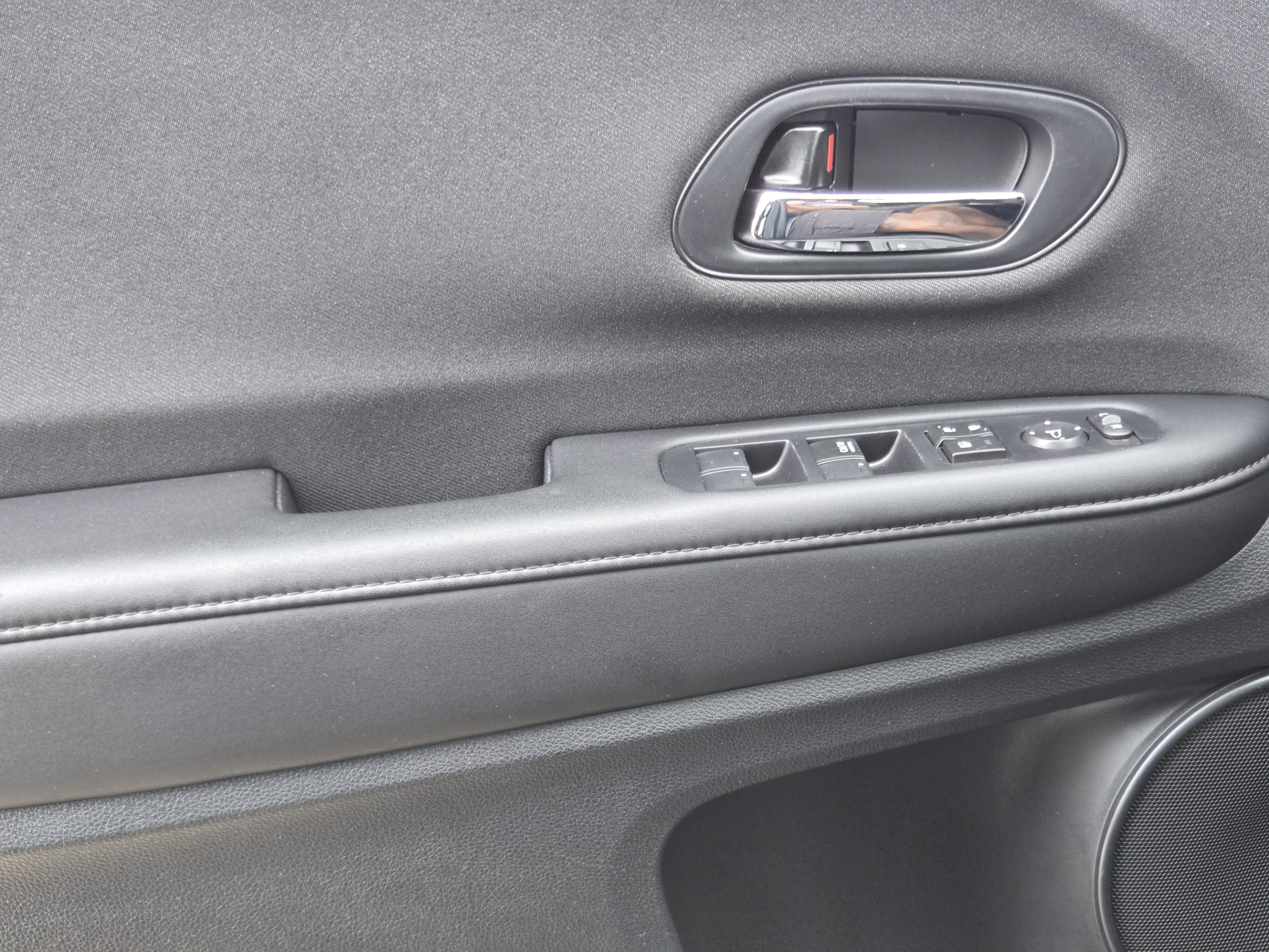 Certified 2021 Honda HR-V Sport image 20