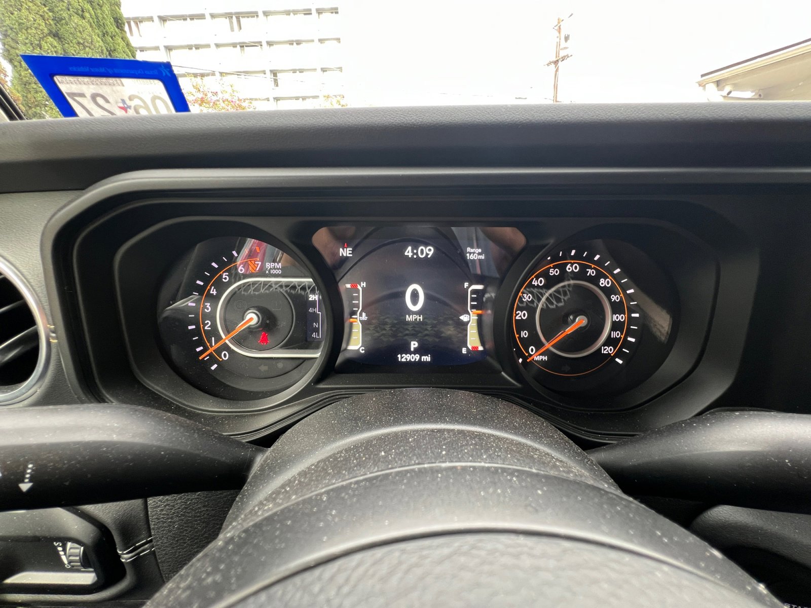 Used 2025 Jeep Gladiator Sport image 16