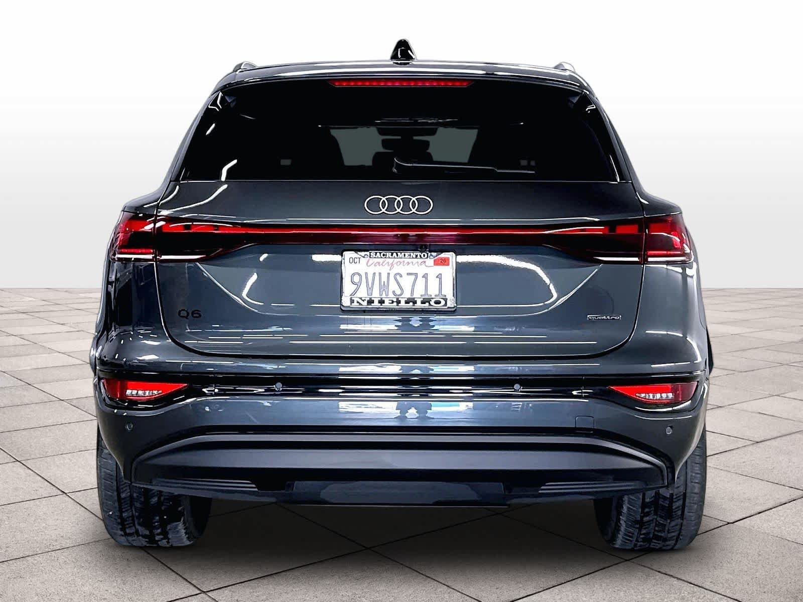Used 2025 Audi Q6 e-tron Premium Plus w/ Premium Plus AWD/4WD image 7