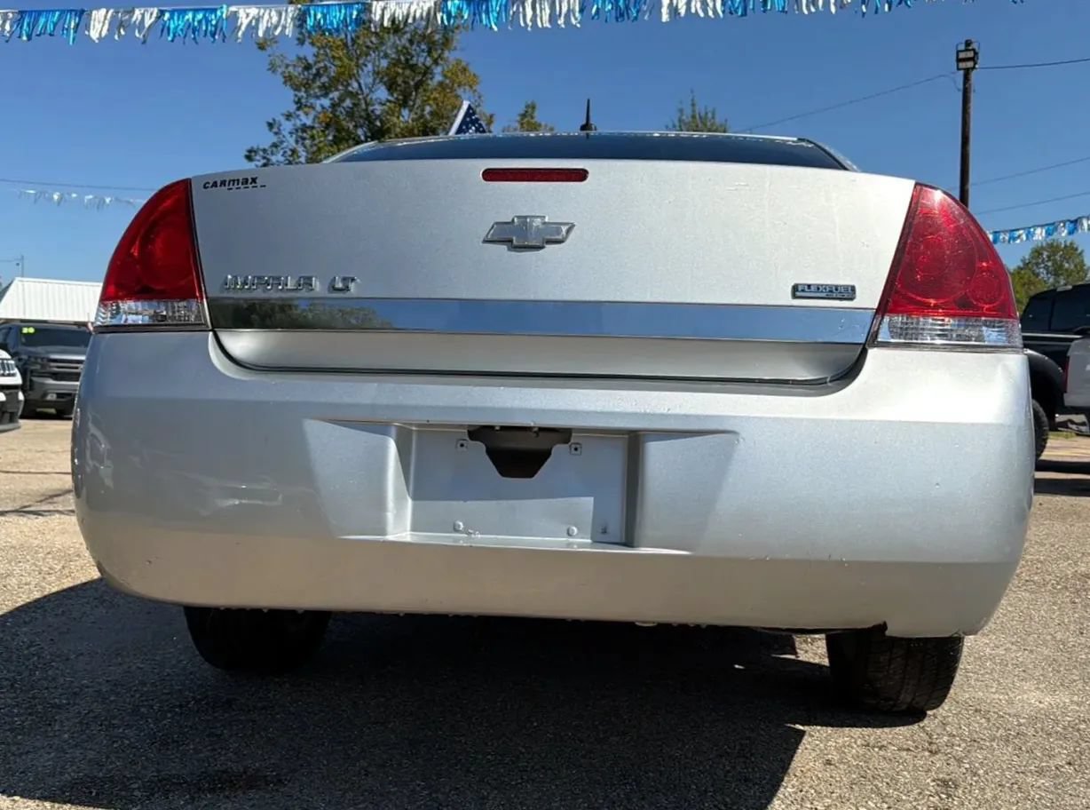 Used 2011 Chevrolet Impala LT FWD image 7