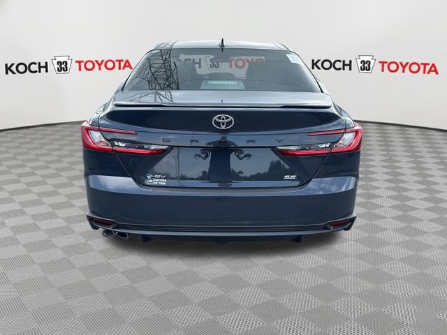 Used 2025 Toyota Camry SE w/ Convenience Package FWD image 7