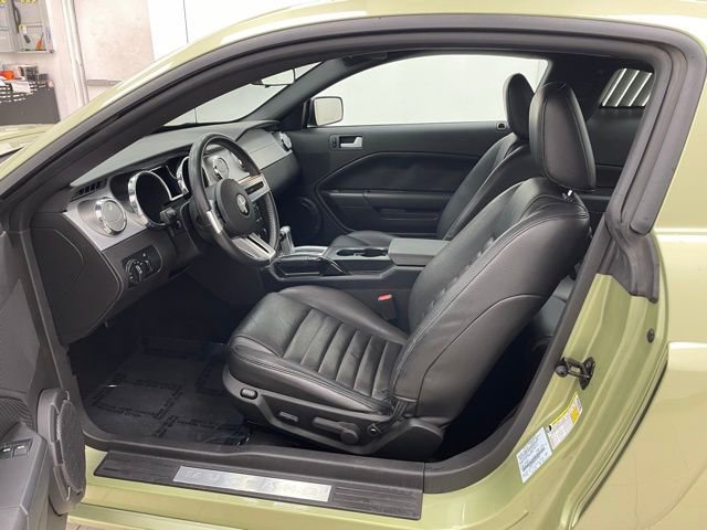 Used 2006 Ford Mustang GT Premium image 6
