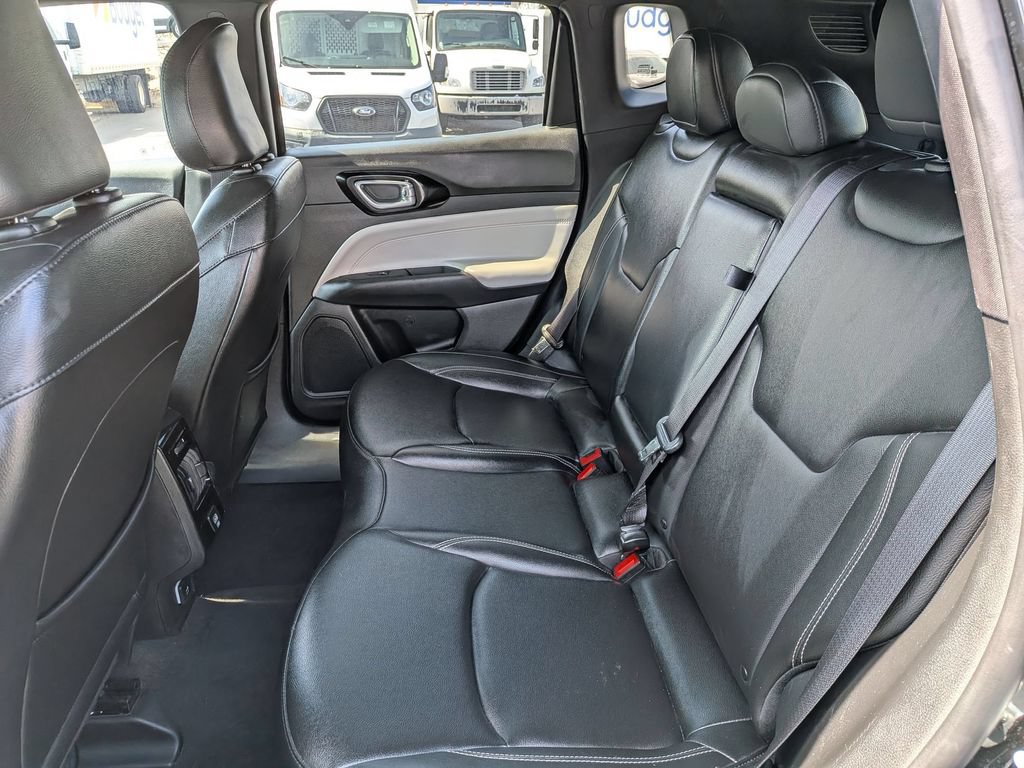 Used 2025 Jeep Compass Limited AWD/4WD image 27