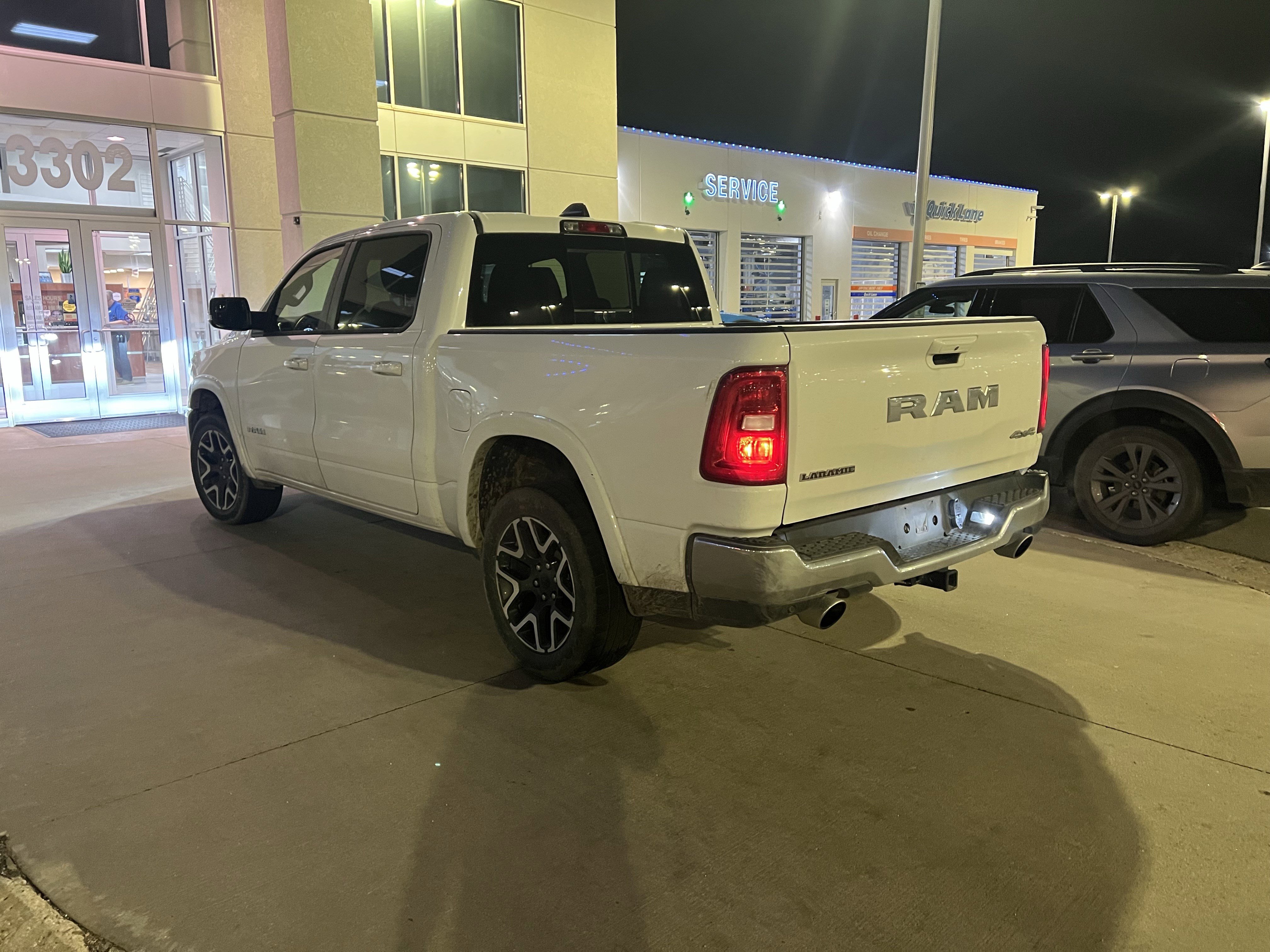 Used 2025 RAM 1500 Laramie image 3