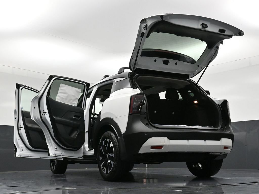 New 2026 Nissan Kicks SV w/ SV Premium Package AWD/4WD image 35