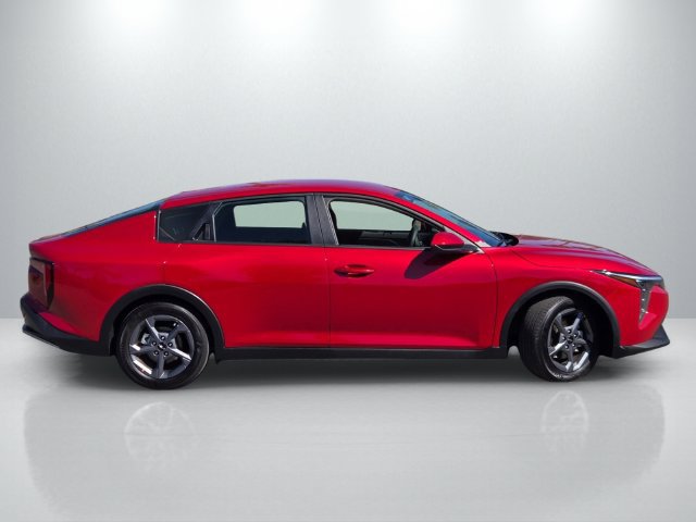 Used 2026 Kia K4 FWD image 3