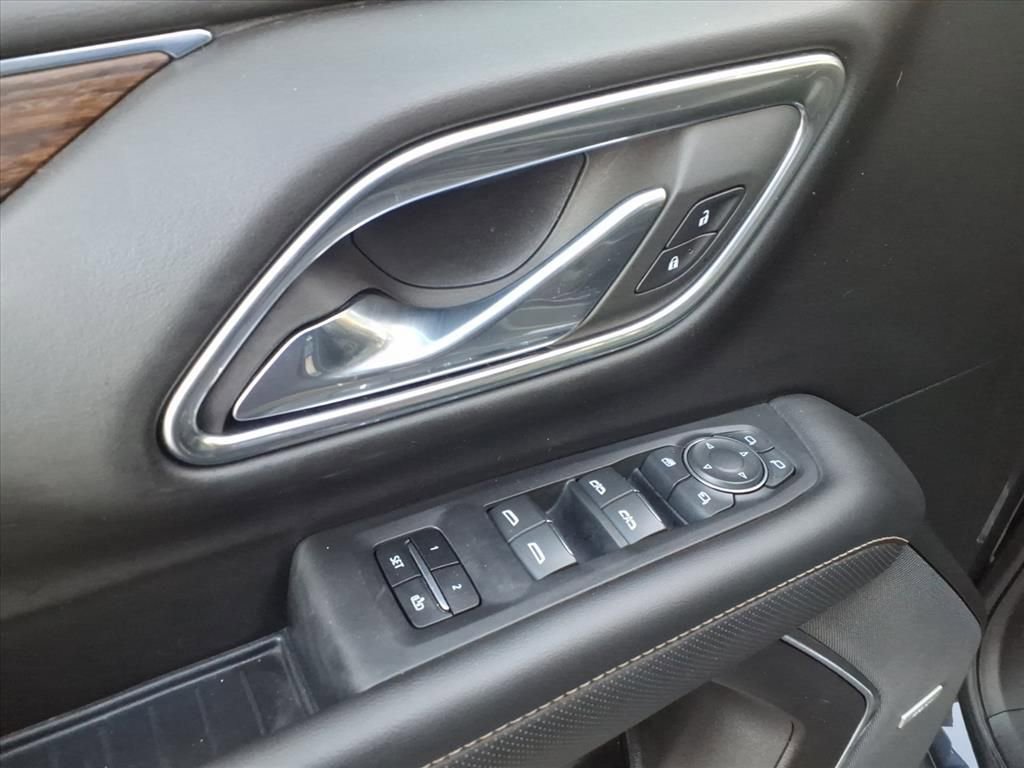 Certified 2023 Chevrolet Suburban Premier image 19