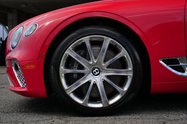Used 2021 Bentley Continental GT AWD/4WD image 17