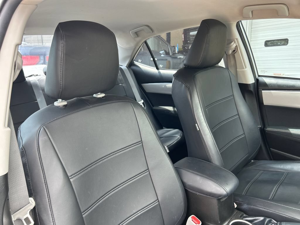 Used 2017 Toyota Corolla LE FWD image 14