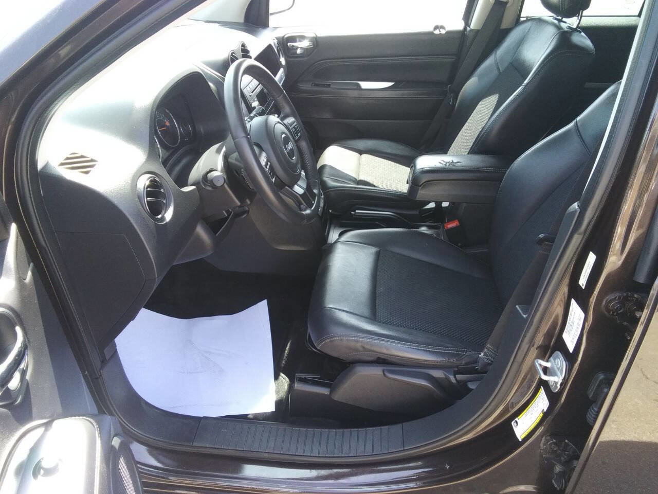 Used 2014 Jeep Compass Latitude image 20