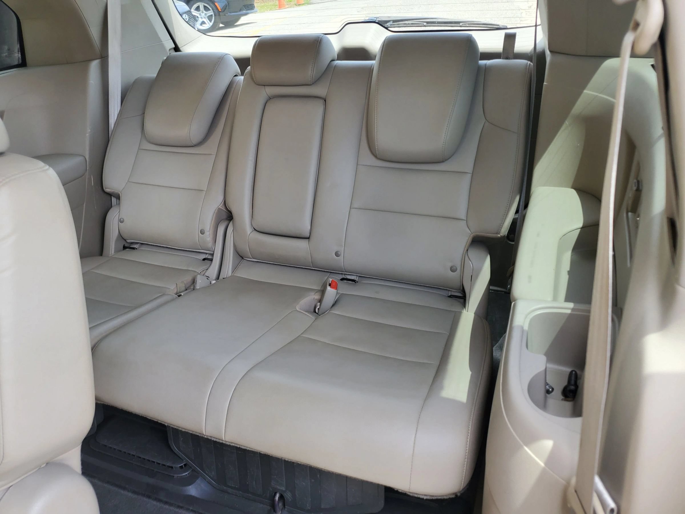 Used 2012 Honda Odyssey Touring image 5