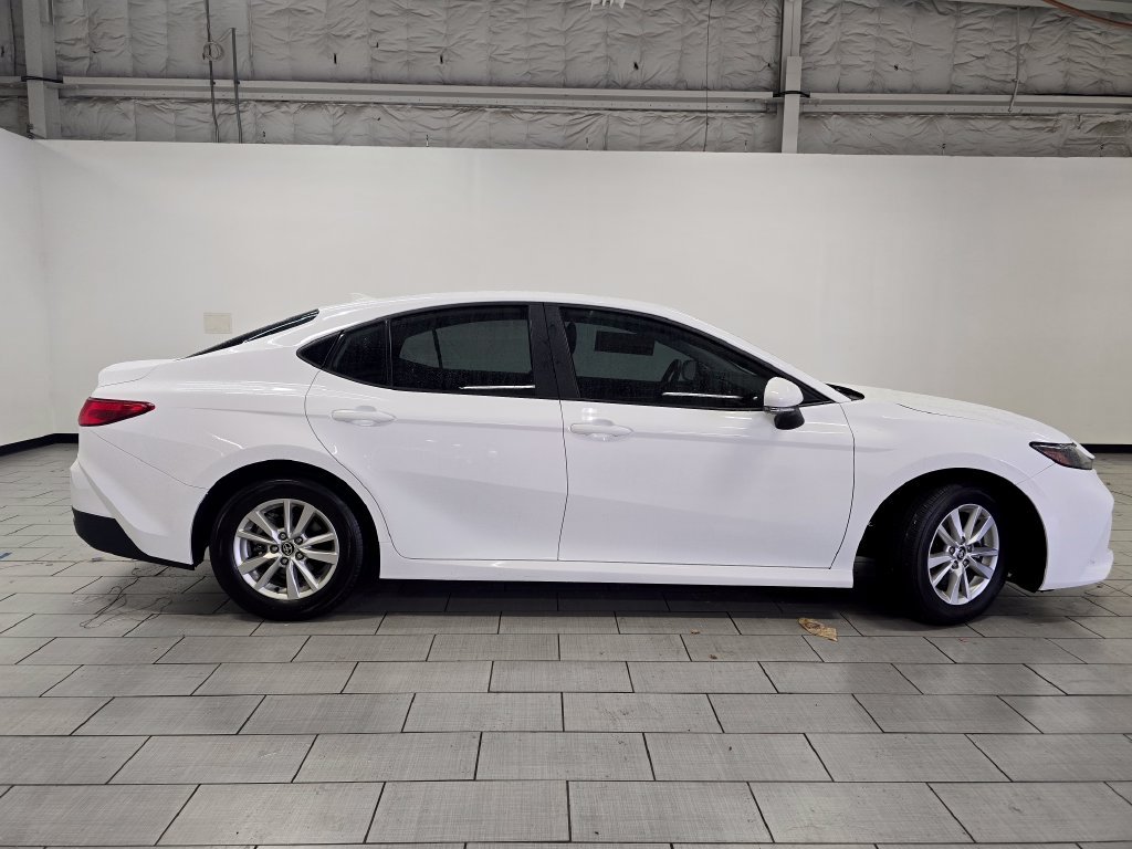 Certified 2025 Toyota Camry LE FWD image 17
