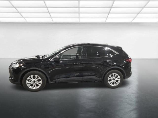 Used 2024 Ford Escape Active w/ Cold Weather Package image 7