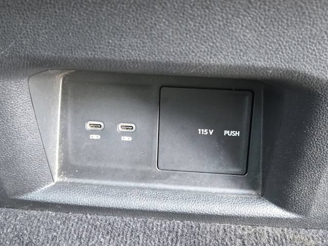 Used 2021 Volkswagen Atlas Cross Sport SE FWD image 15