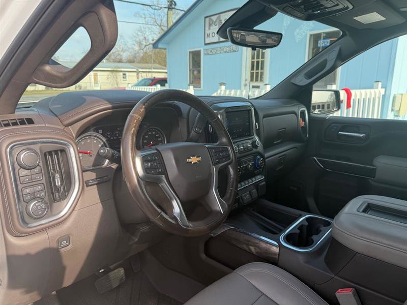 Used 2019 Chevrolet Silverado 1500 LTZ w/ LTZ Premium Package image 16