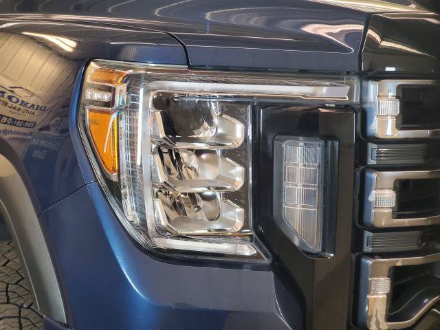 Used 2021 GMC Sierra 3500 AT4 w/ AT4 Premium Plus Package AWD/4WD image 9