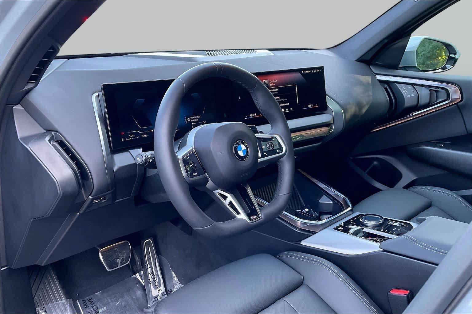 Used 2025 BMW X3 xDrive30i w/ M Sport Package AWD/4WD image 16