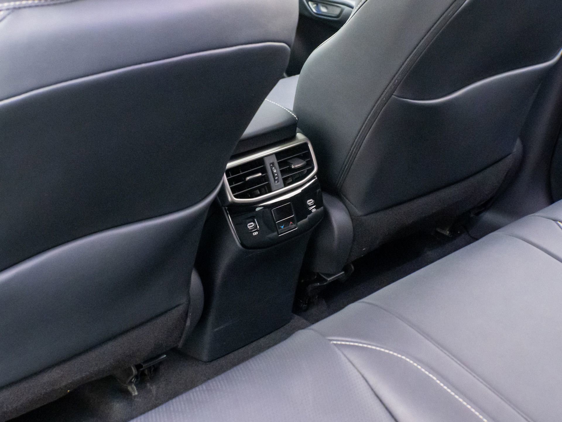 Used 2023 Lexus RX 350 Premium Plus w/ Accessory Package (Z1) image 14