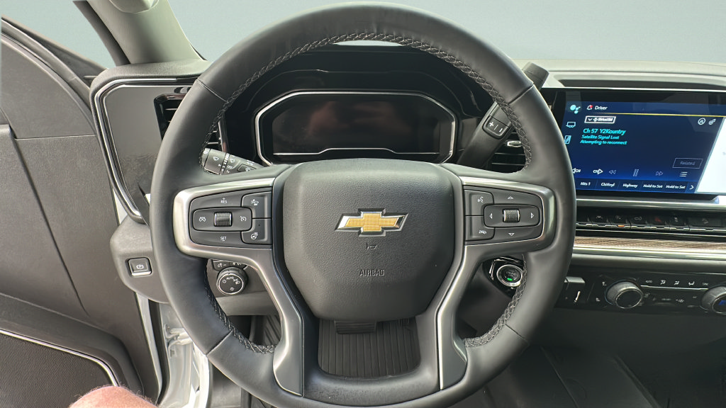 Used 2023 Chevrolet Silverado 1500 LT AWD/4WD image 16