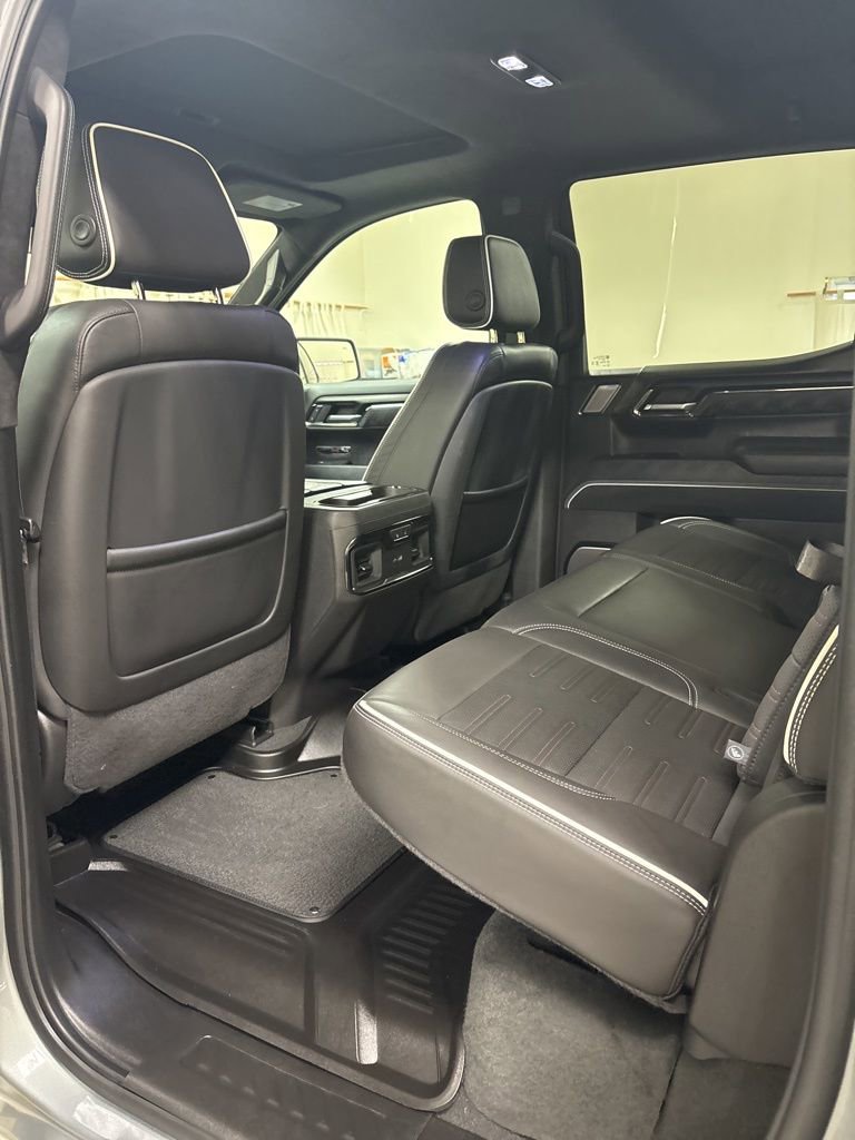 Used 2024 GMC Sierra 1500 AT4X image 26